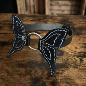 Leder-Halsband „ böser Schmetterling“